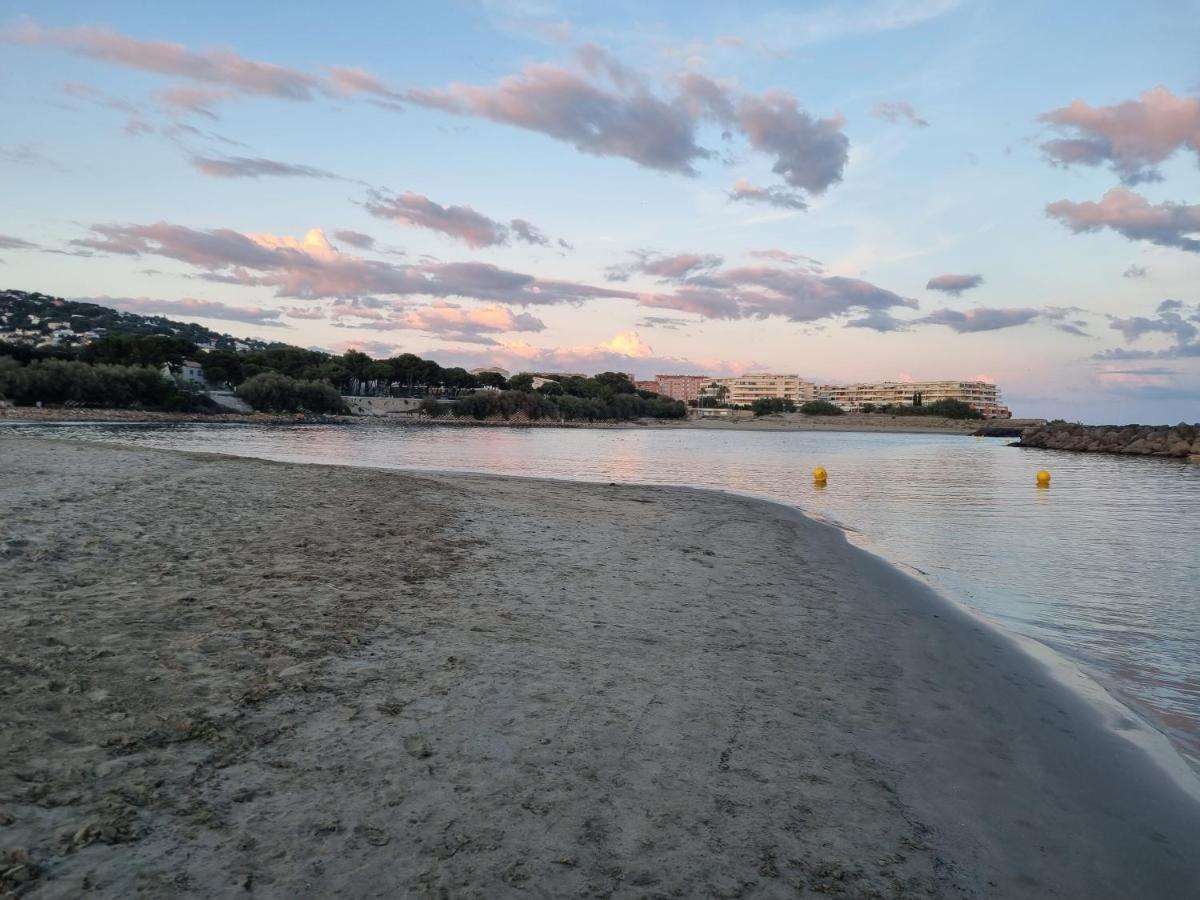 Vue Mer Linge Fourni Apartment *